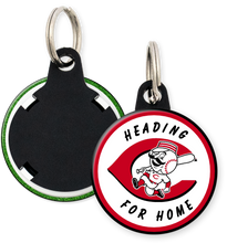 Load image into Gallery viewer, Cincinnati Reds Button Keyring Keychain