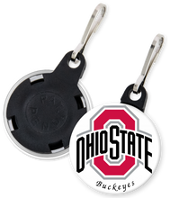 Load image into Gallery viewer, Ohio State University Button Zipper Pull

