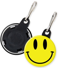 Load image into Gallery viewer, Smiley Face Button Zipper Pull
